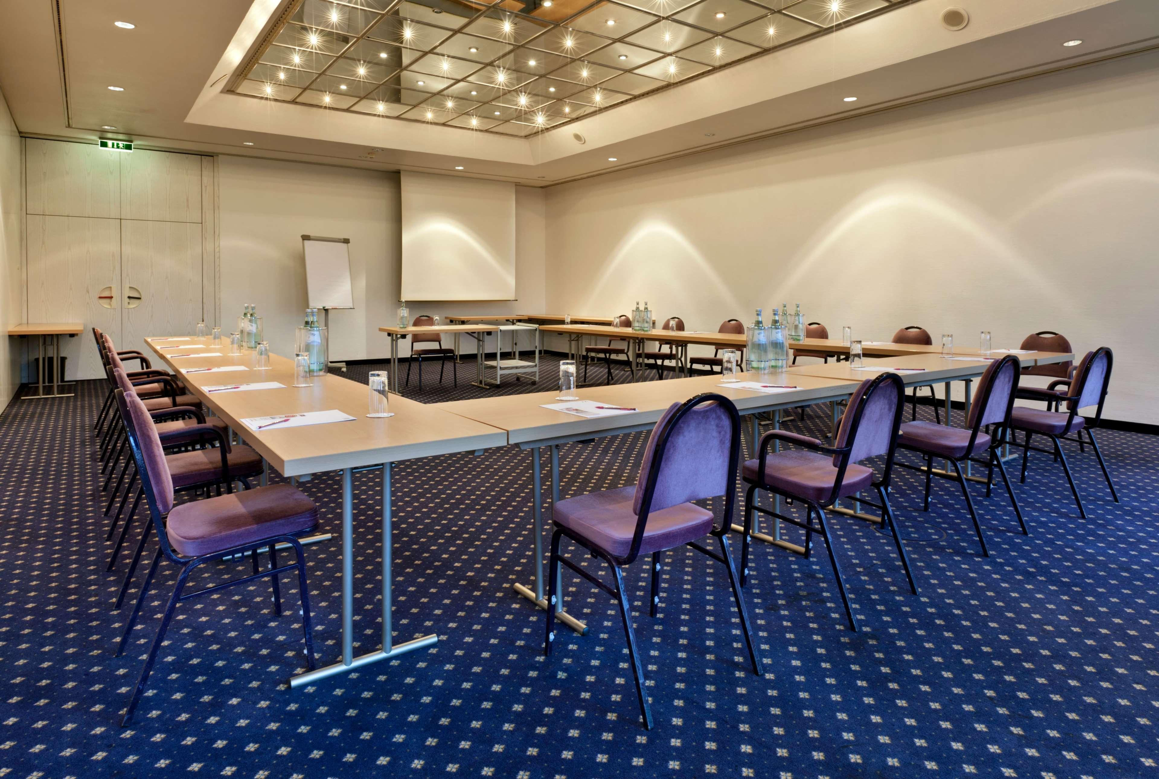Tryp By Wyndham Bad Bramstedt Hotel Business photo